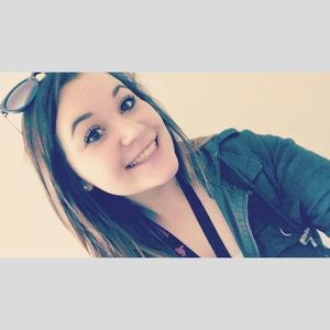 Meet your Posher, Hailey